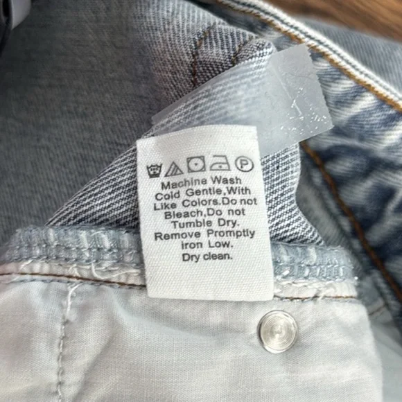 Princess Polly Laurena Denim Shorts. High Rise. Light Wash. Size 2. NWT. - Picture 14 of 14